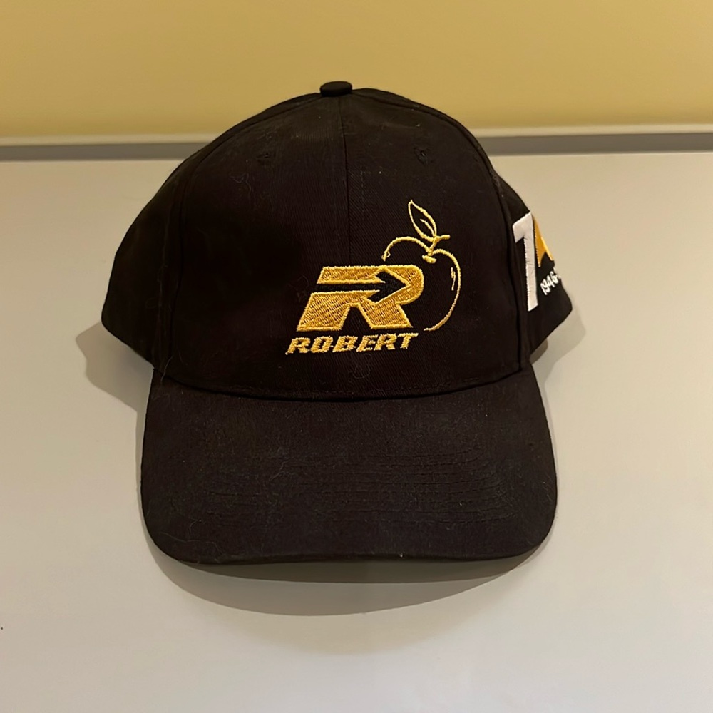 Robert hat